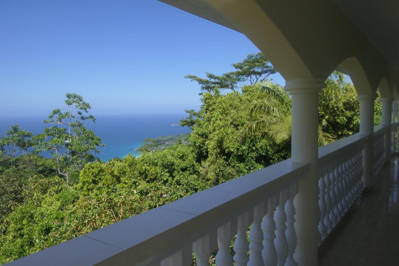 Tropical Garden Self Catering Villa Victoria Exteriör bild